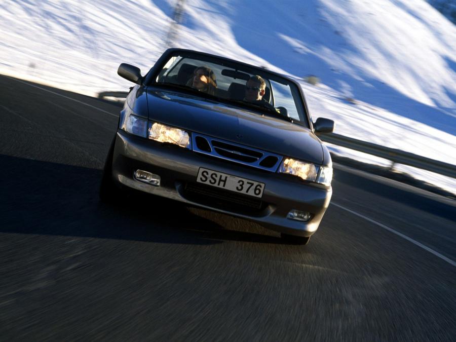  Saab 9-3 Aero Convertible 1999 года  (фото 27 из 43)